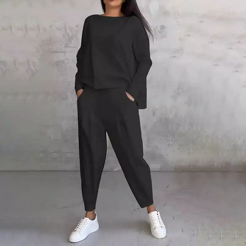 Round-Neck Long-Sleeved Top & Pants 2-Piece Set Conjunto de 2 Piezas de Top de Manga Larga con Cuello Redondo y Pantalones