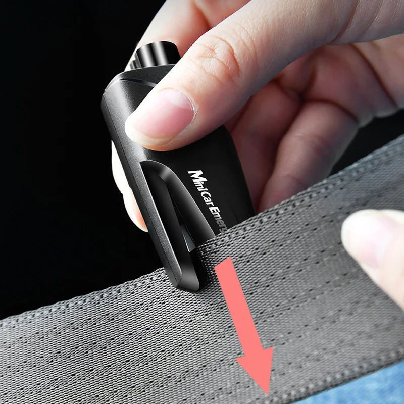 Auto Windows Glass Breaker Car Safety Hammer Emergency Car Belt Cutter with Keychain Multifuction Self Rescue Tool