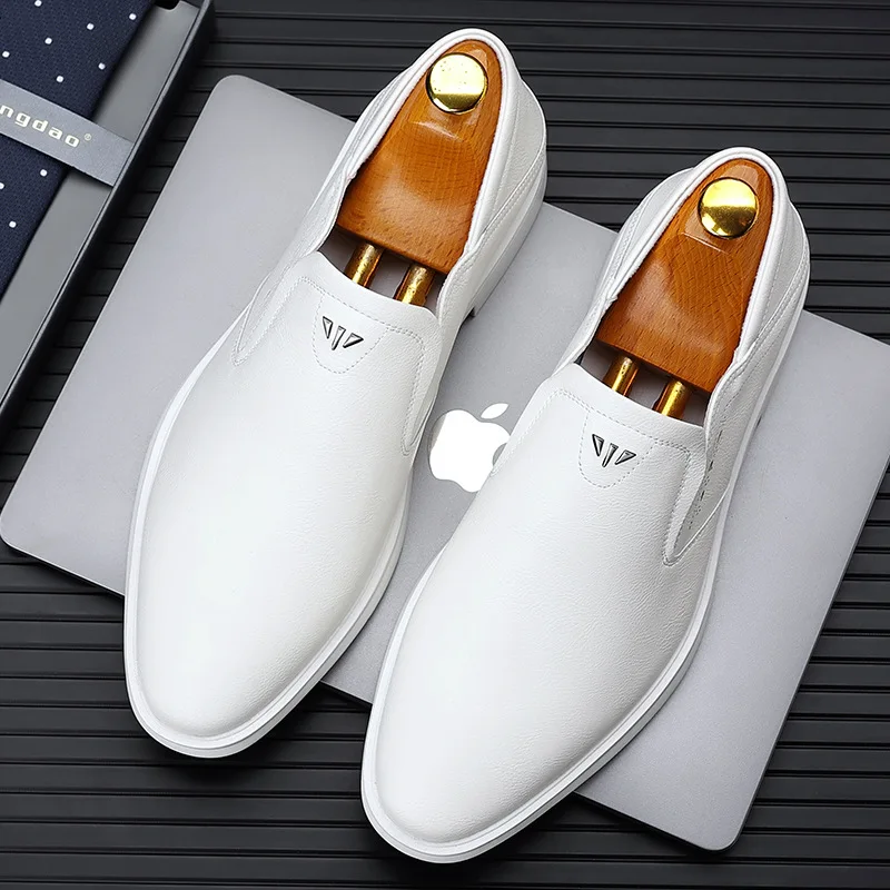 2024 Spring Autumn Men\'s Dress Shoes Fashion Casual Cow Leather British Pointed Toe Black and White New Designer Shoes Male