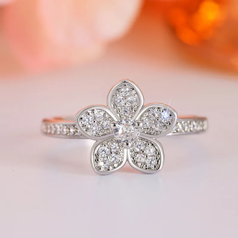 925 Sterling Silver Flower Finger Ring for Women Dazzling Cubic Zirconia Wedding Accessories Aesthetic Jewelry