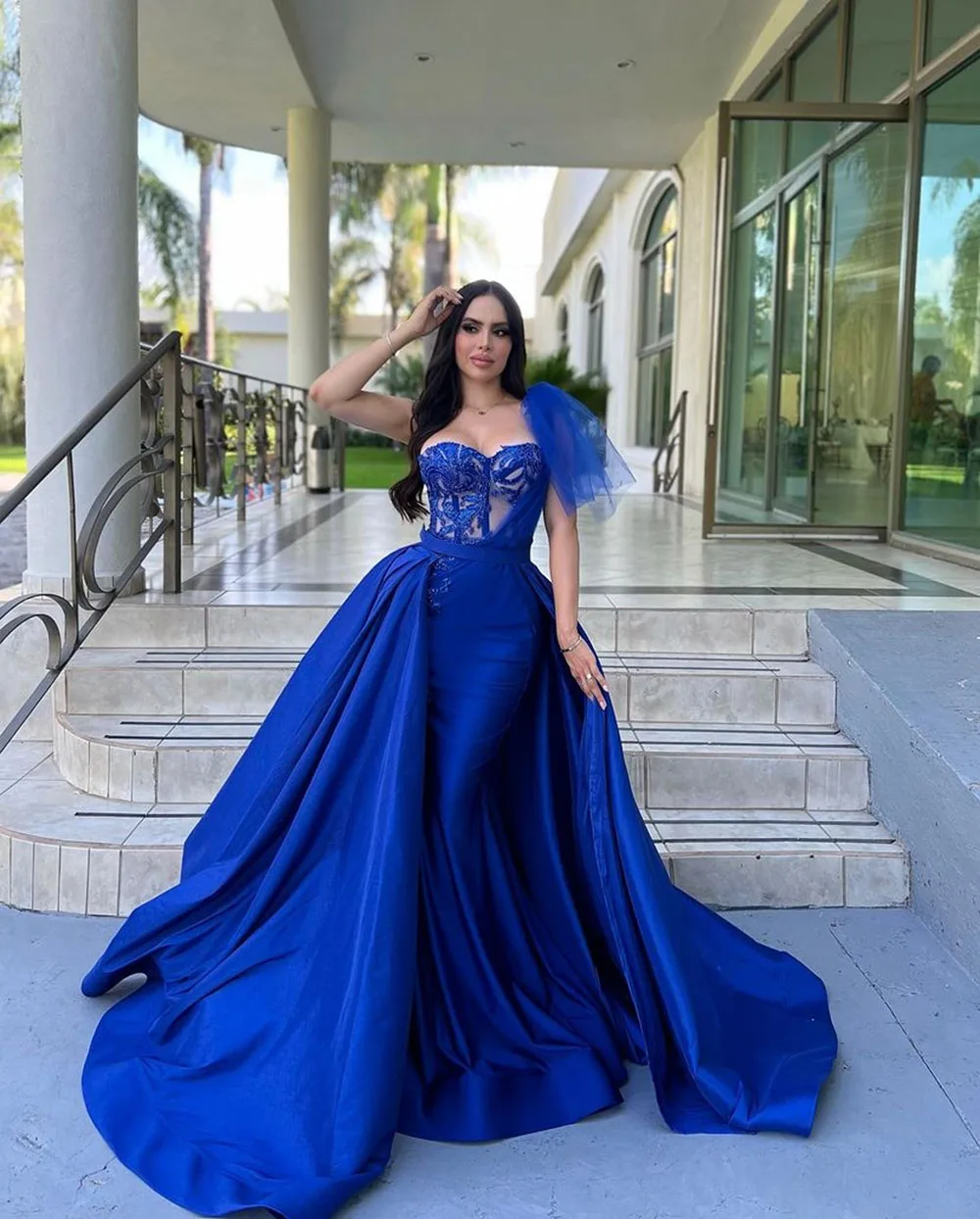 Msikoods vestido de noche azul real de lujo, vestido Formal de sirena de satén con cuentas de Dubai, vestido de graduación de un hombro, tren desmontable