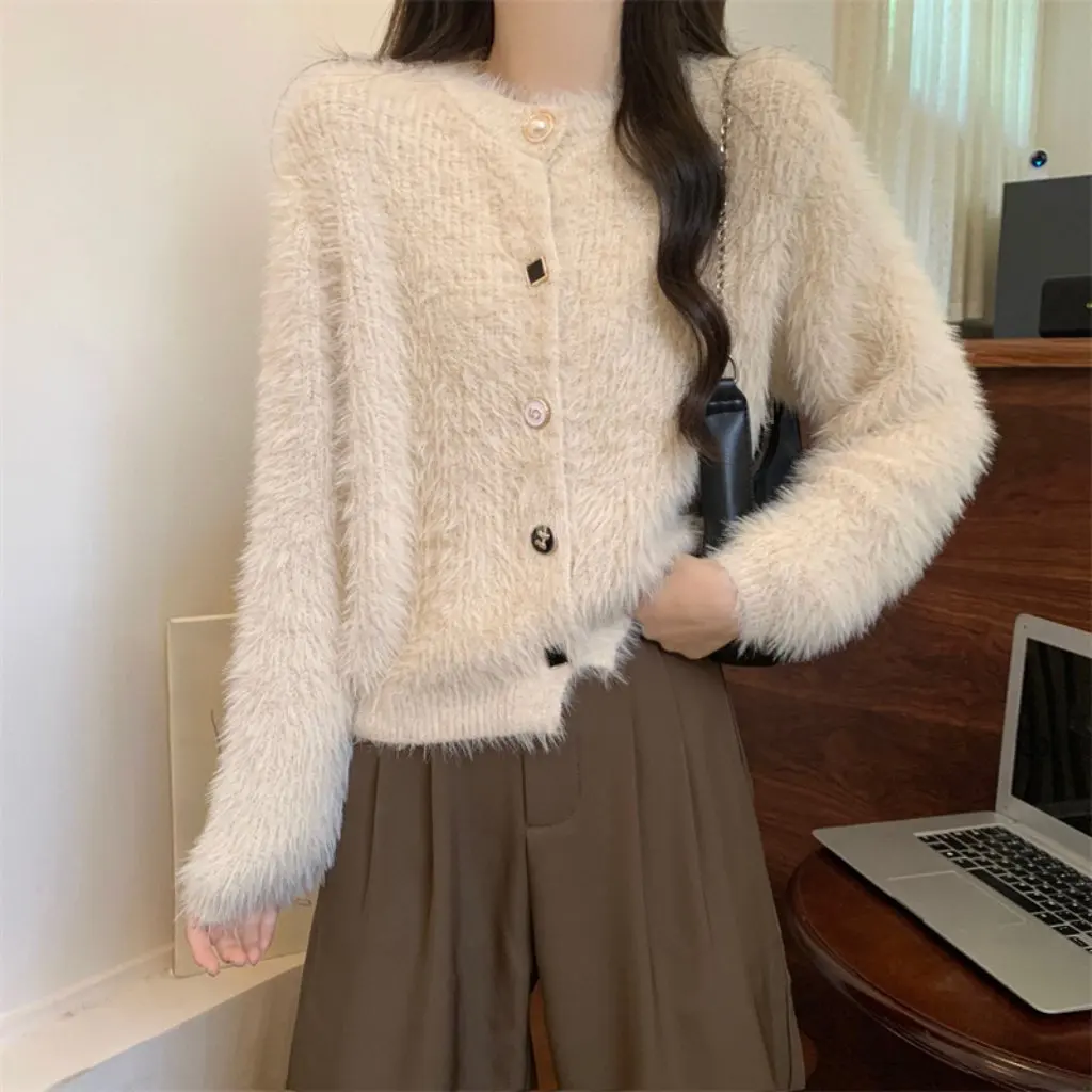 

Women's Japanese Style Soft Waxy Mink Velvet Sweater Jacket Loose Knitted Cardigan Top for Autumn Winter New Style