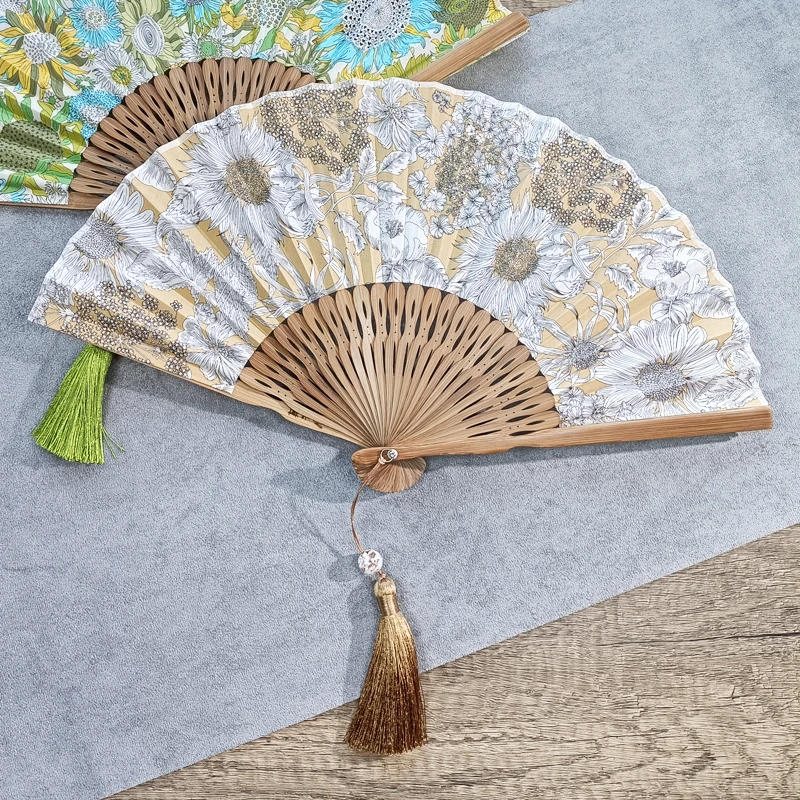 Folding Fan Fashion Wedding Personalized Gift Home Supplies Women's Fan Ball Disco Decorations Convenient Silk Cloth Small Fan