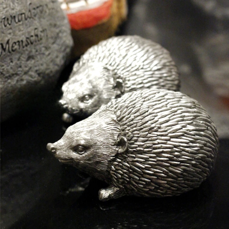 Couple Little Hedgehog Wedding Room Decorations (one Pair) Bionic Home Decoration Decor Luxury Crafts Garden