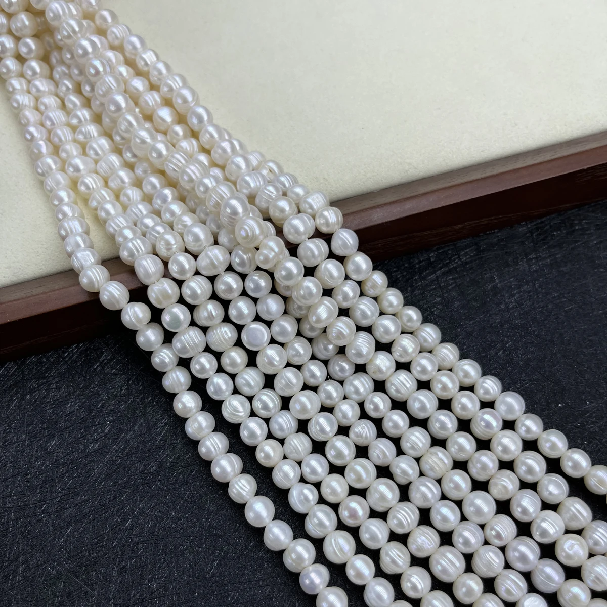 

Natural Freshwater Pearl 3-4mm A Across Round Loose Bead Wholesale Fine Jewelry Make DIY Necklace Bracelet Women Wedding Gift