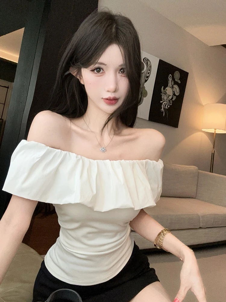

Elegant Retro One-Shoulder Ruffle Short Shirt Sexy Pure Desire Shoulder Exposure Short Slimming Top for Women French Style