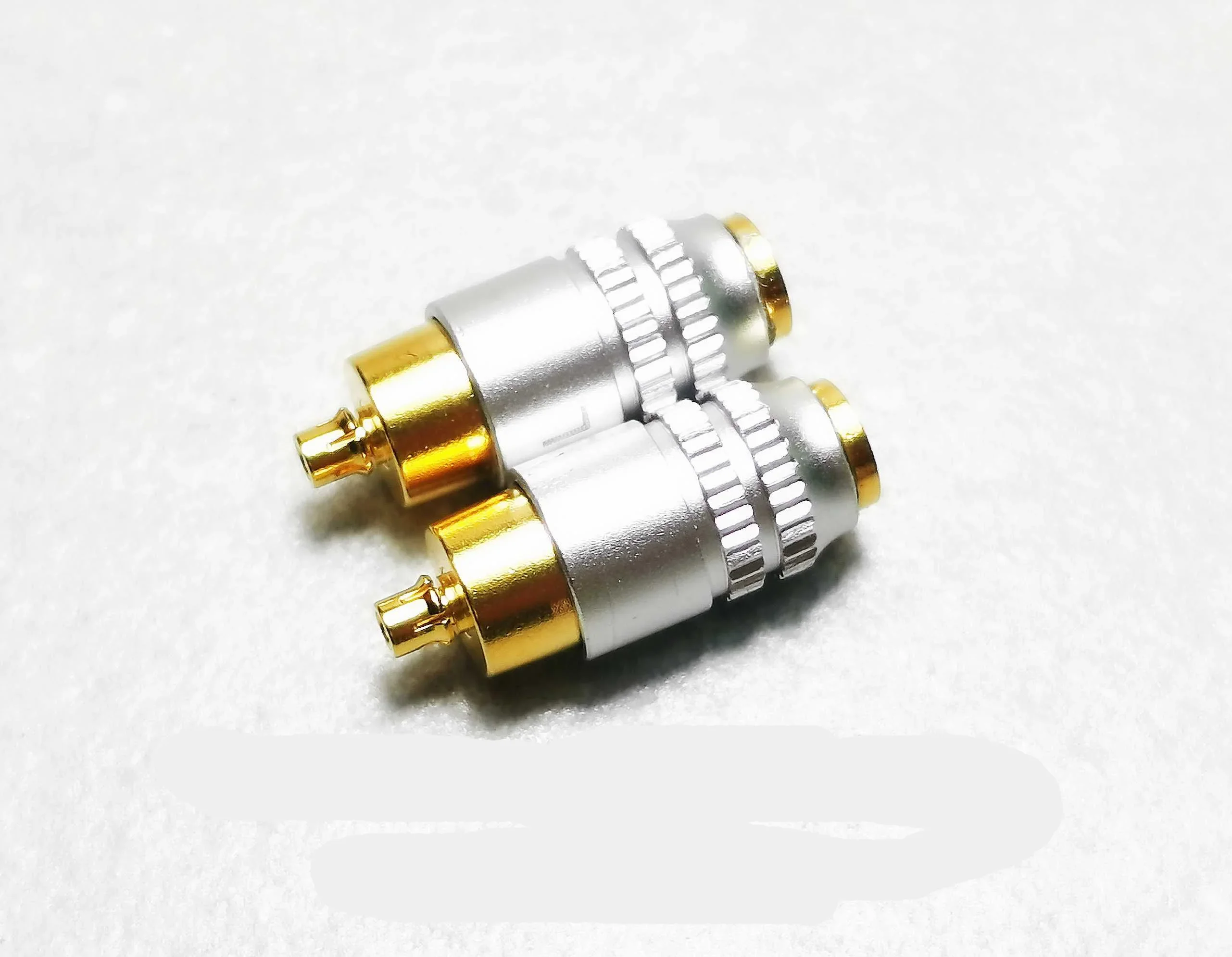 محول سماعة الرأس من سبائك التيتانيوم - مقاومة منخفضة 0.78 مم MMCX لـ IER-M7/M9/Z1R