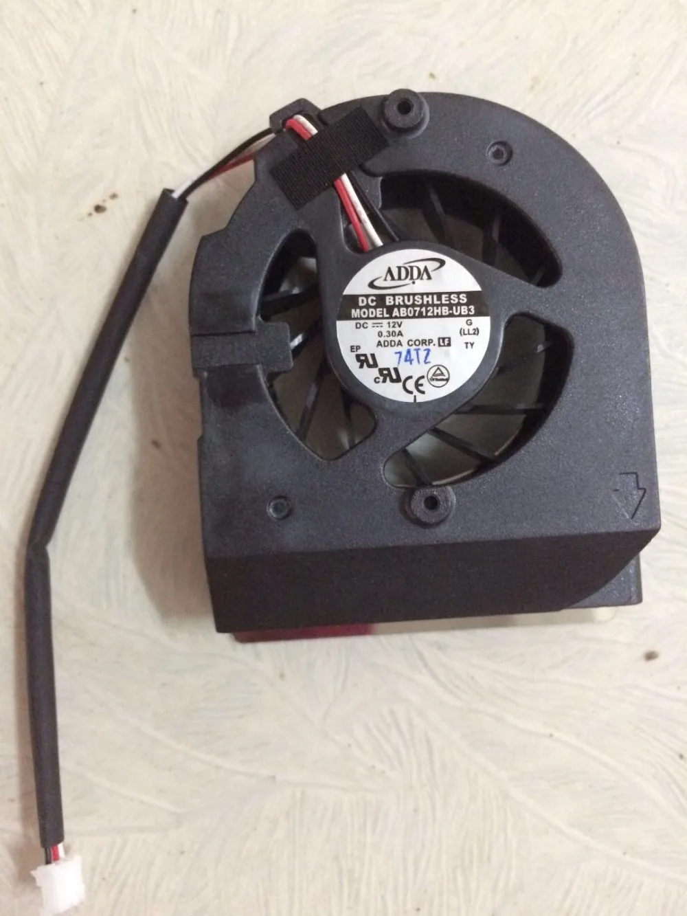 

Вентилятор для ноутбука ADDA AB0712HB-UB3 12V 0.30A, 3-проводной, с двойным шарикоподшипником