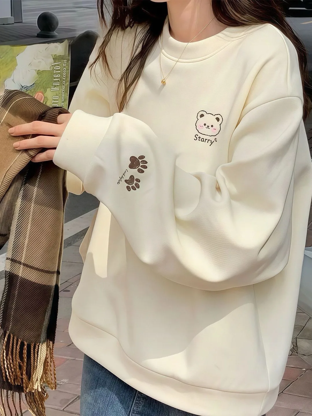 Loose Fleece round Neck Sweatshirt Women's Autumn Winter Long Sleeve Cute Bear Pattern Lazy Style Casual  Student Top