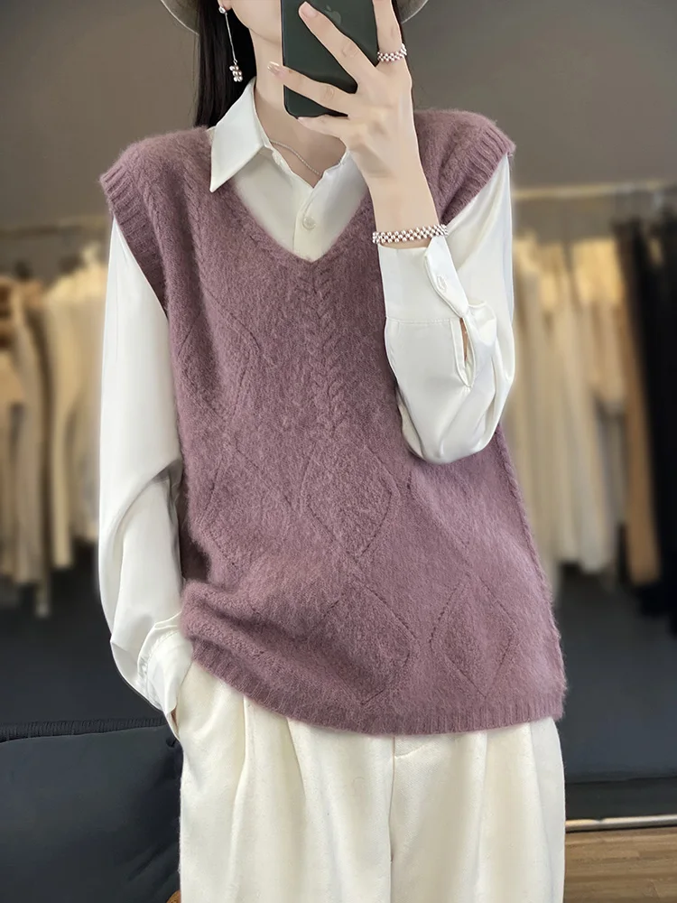 100%Mink Cashmere Vest for Ladies V-Neck Sleeveless Tops Twist Women Sweater Knit Waistcoat Large Size Spring Autumn New Fashion