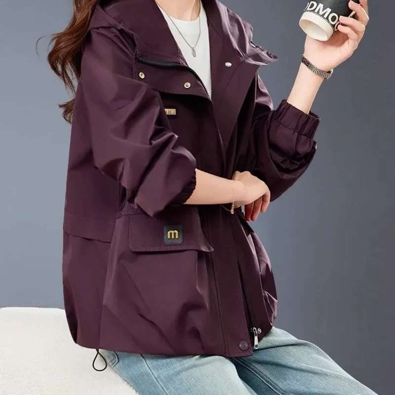 

Casual Large Size Fashionable Top 2025 New Spring Jacket Short Windbreaker Jacket Women Spring Autumn