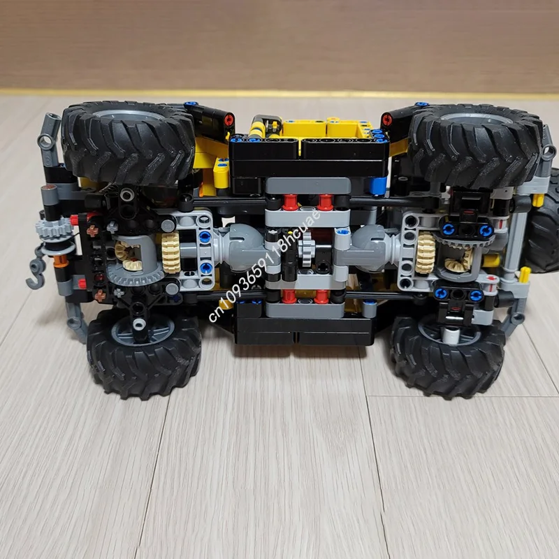 687 elementów MOC Jeep Wrangler Sterowany na Zdalnie Model Techniczny Prezent na Boże Narodzenie Klocki Konstrukcyjne Zabawka DIY Klocki dla Dzieci