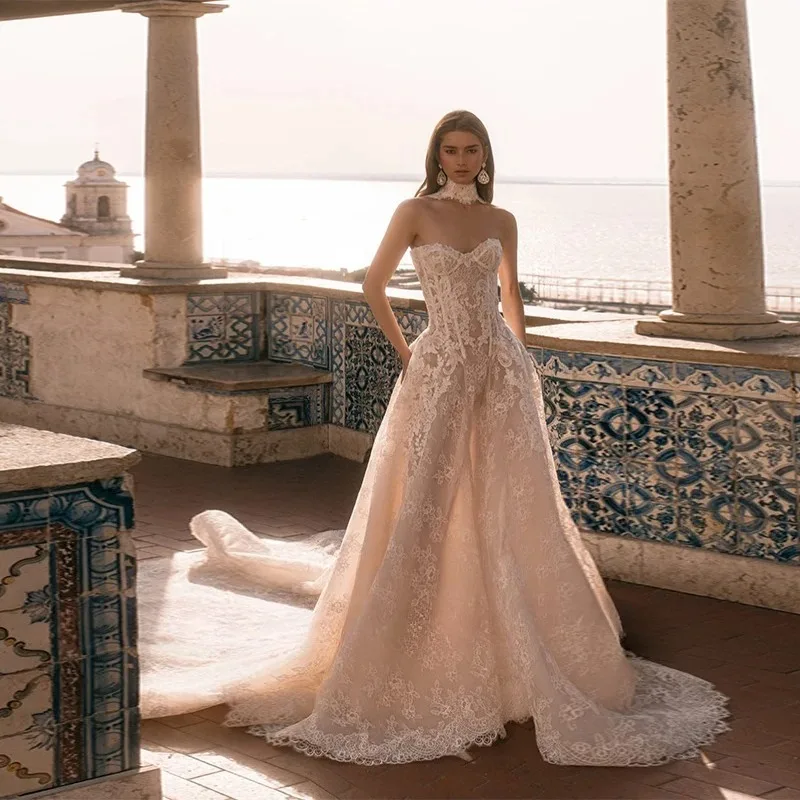 Customized Sweetheart Neck Lace Ball Gown Royal Wedding Dresses Sweetheart Decal Long Tail Made Delicate Robes Wedding Dress
