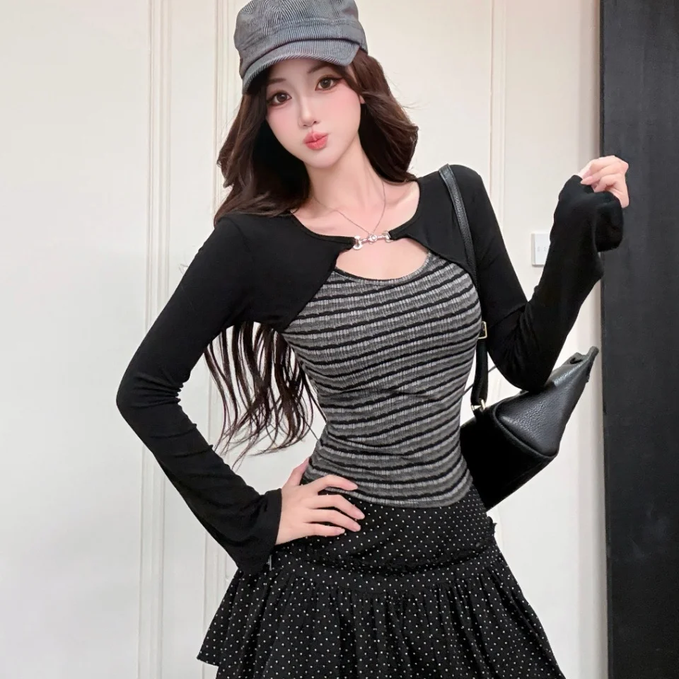Spicy Girl Style Long Sleeve T-Shirt Women's Slim Fit Hollow out Collar Patchwork Integrated Design with Chest Pad Autumn Wear