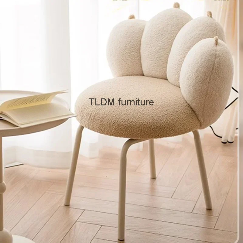 Detailing Natural Makeup Stool Metal Portable Pouf Design Vanity Chair Bedroom Mobile Taburete Infantil Furniture China