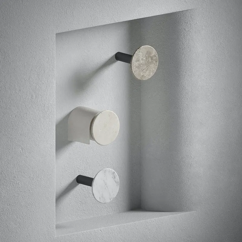 

Держатель для туалетной бумаги из мрамора и латуни, без сверления, водонепроницаемый, настенный, для ванной комнаты, современный органайзер для хранения салфеток