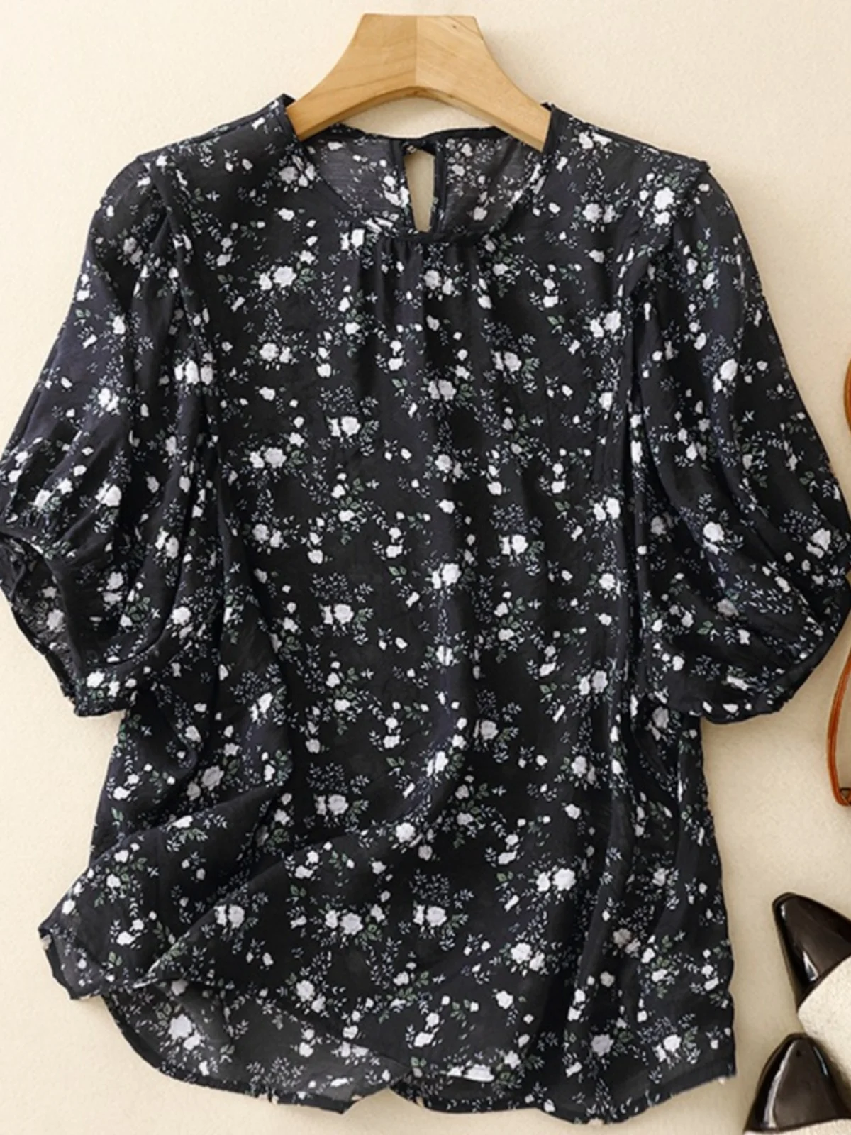 

Женская повседневная тонкая футболка с цветочным принтом в стиле ретро, круглый пуловер Ne, летний свободный крой, топ с рукавами для поездок на работу