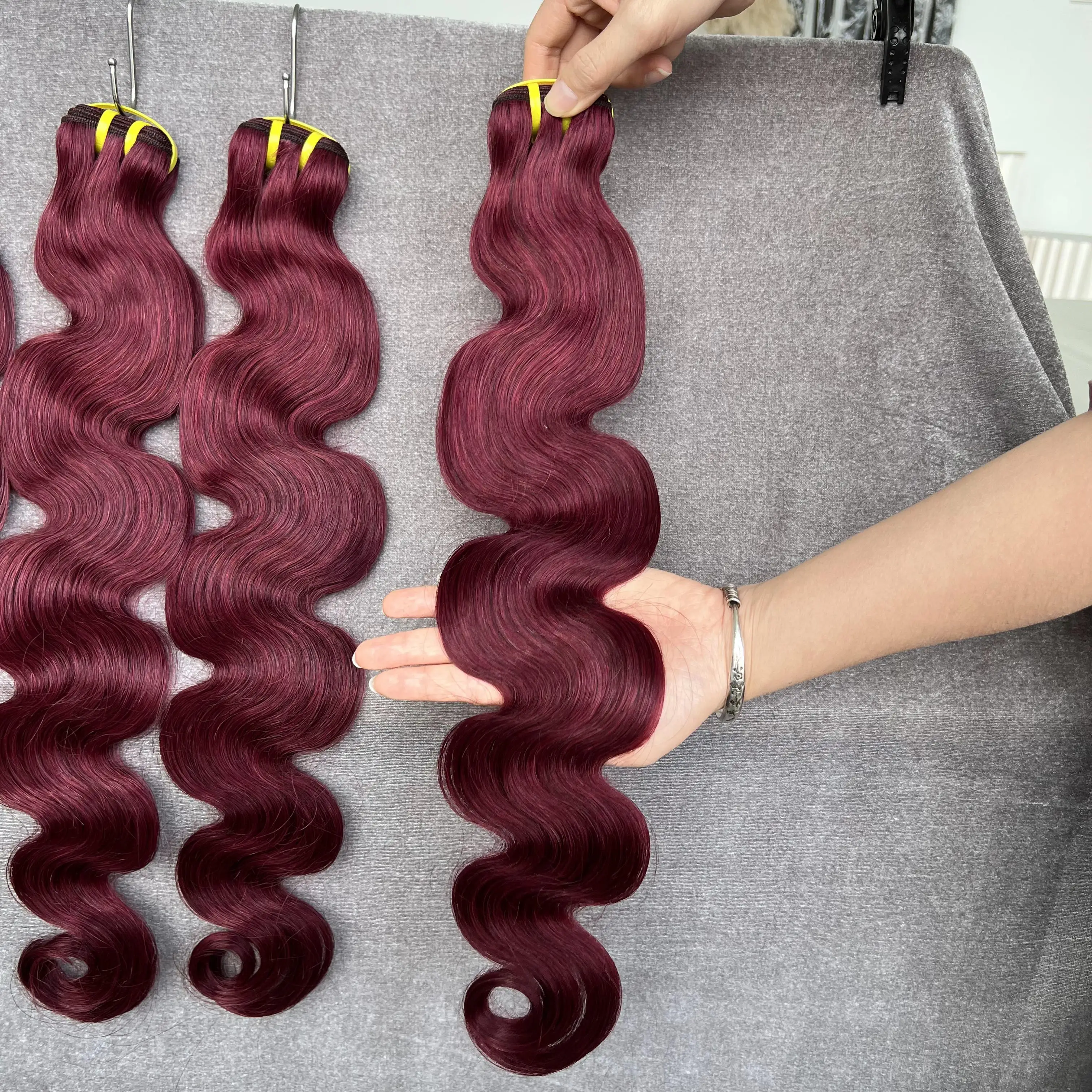 SWANEE Body Wave Human Hair Bundles Vietnamese Hair Weave Bundles Wine Red #99J 100% Human Hair Cosplay for Women Hair Extension