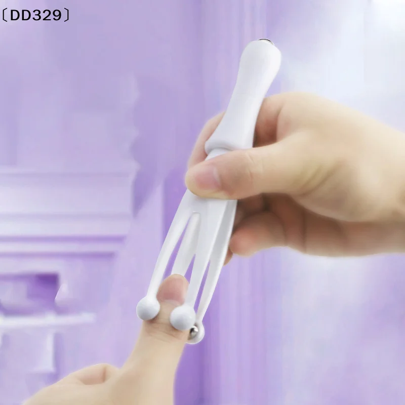 

Массажер для пальцев с 4 стальными шариками и ручкой для улучшения кровообращения и расслабления мышц пальцев〔DD329〕