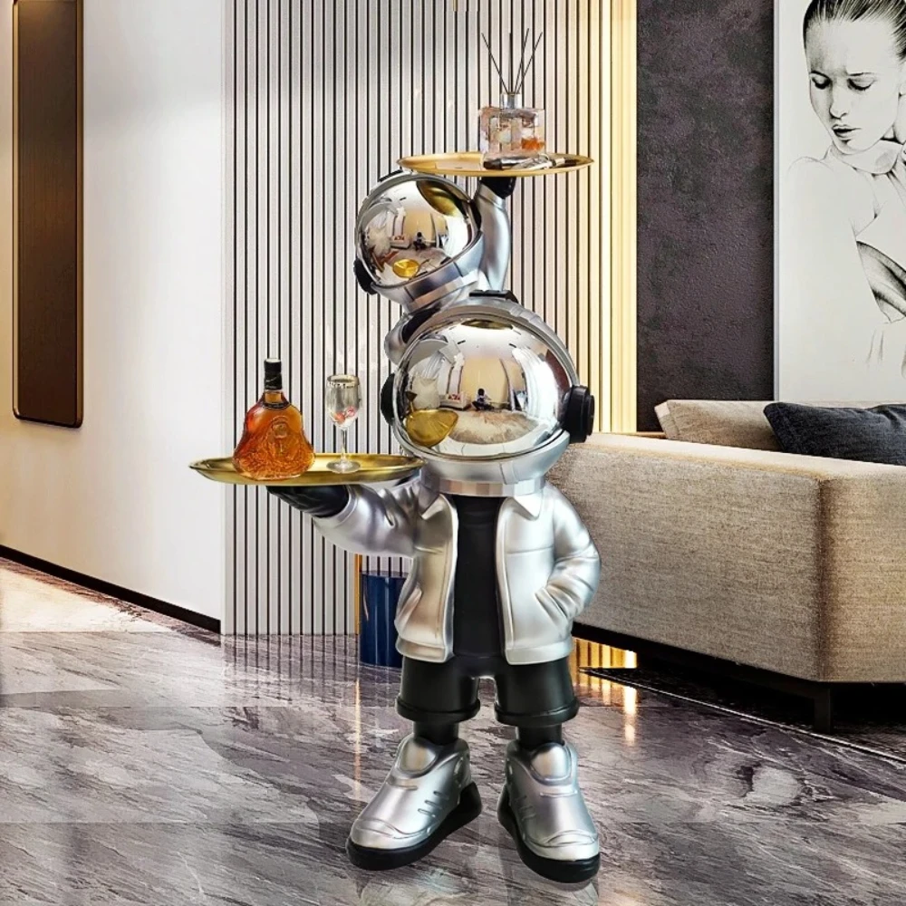 Modern Creative Home Decoration Astronaut Statue Holder Ornament