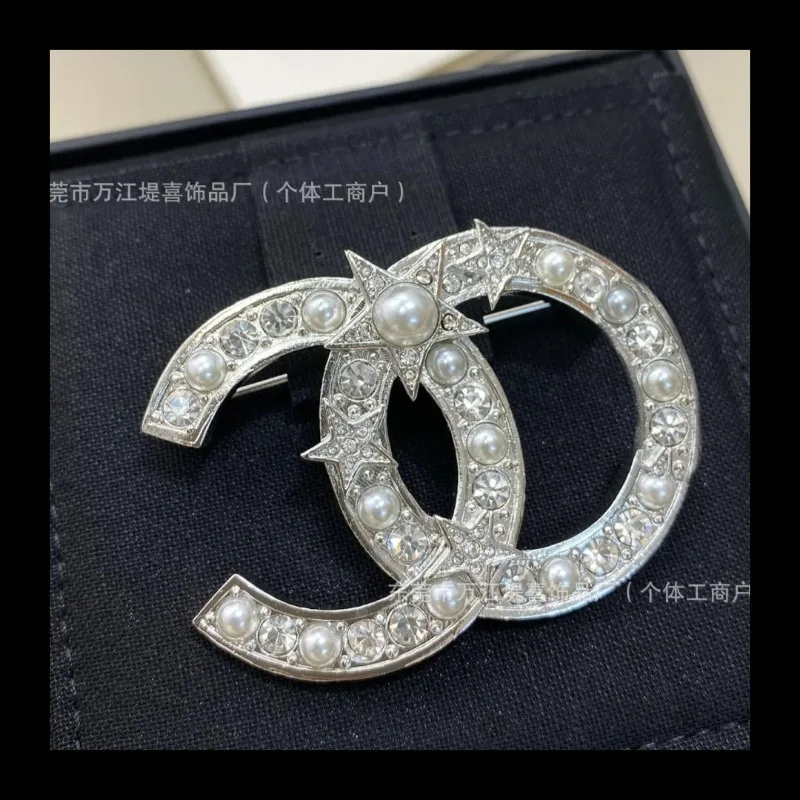 

9760 Бабушка Сян 25S жемчужная пентаграмма рисовые бусины сращивание полная бриллиантовая звезда темперамент круглая брошь из бисера с бриллиантами