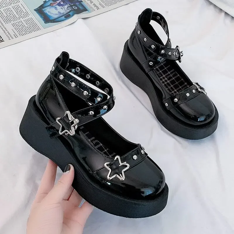 Lolita Shoes Star Buckle Mary Janes Women Cross-tied Platform Patent Leather Girls Rivet Casual Platform Small Leather Shoe 2024