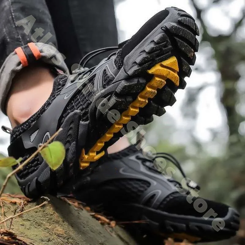 Men's Lightweight Mesh Water Shoes Quick-Dry Non-Slip Sole Breathable Drawstring Closure Casual Outdoor Walking Footwear