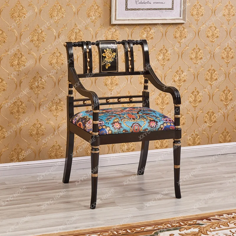 

High-end luxury casual armchair book shape two buckets square several high-end British furniture