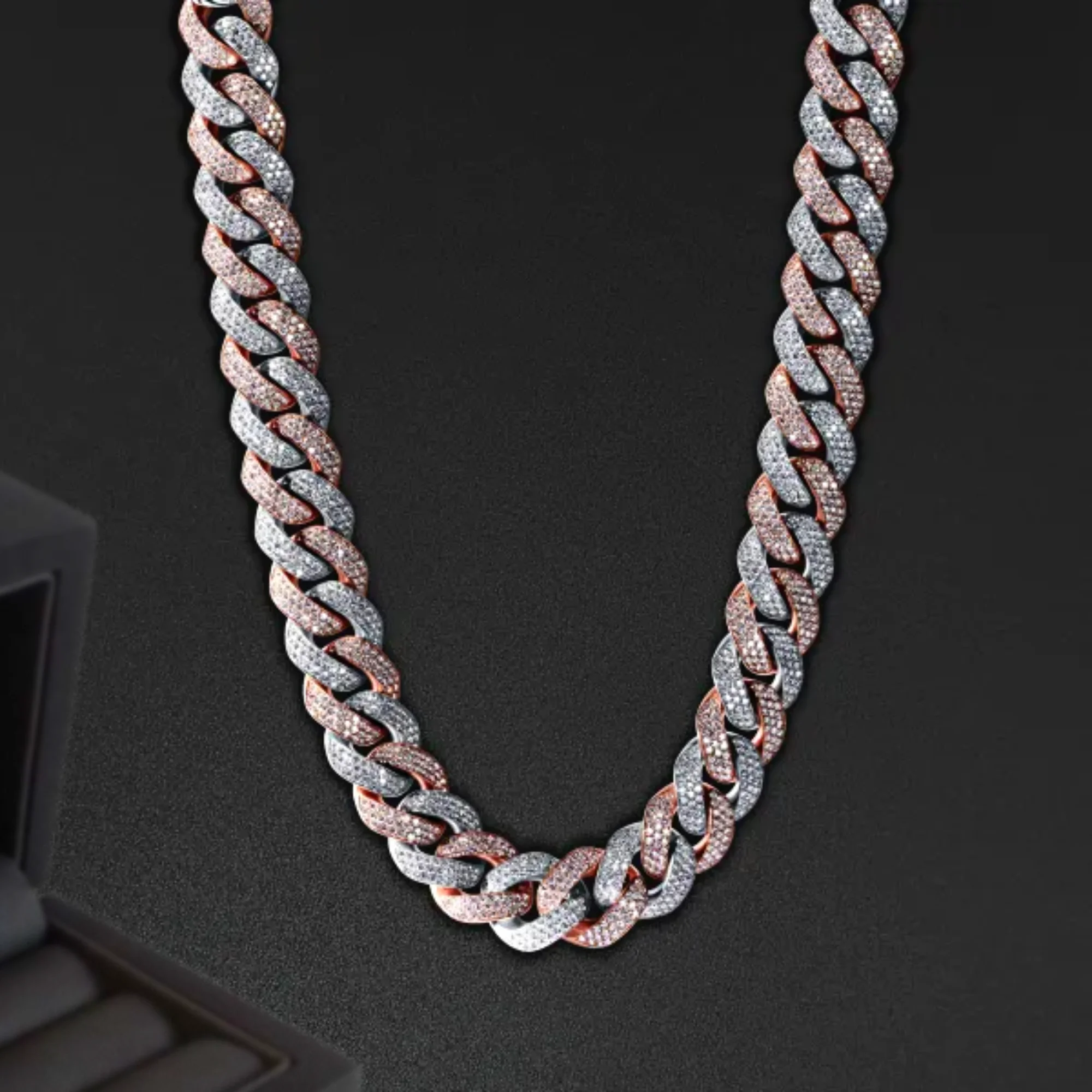 

Best Selling 925 Sterling Silver Customized Iced out Diamond New Fashion with White Diamonds Unisex Hip Hop Style Chain