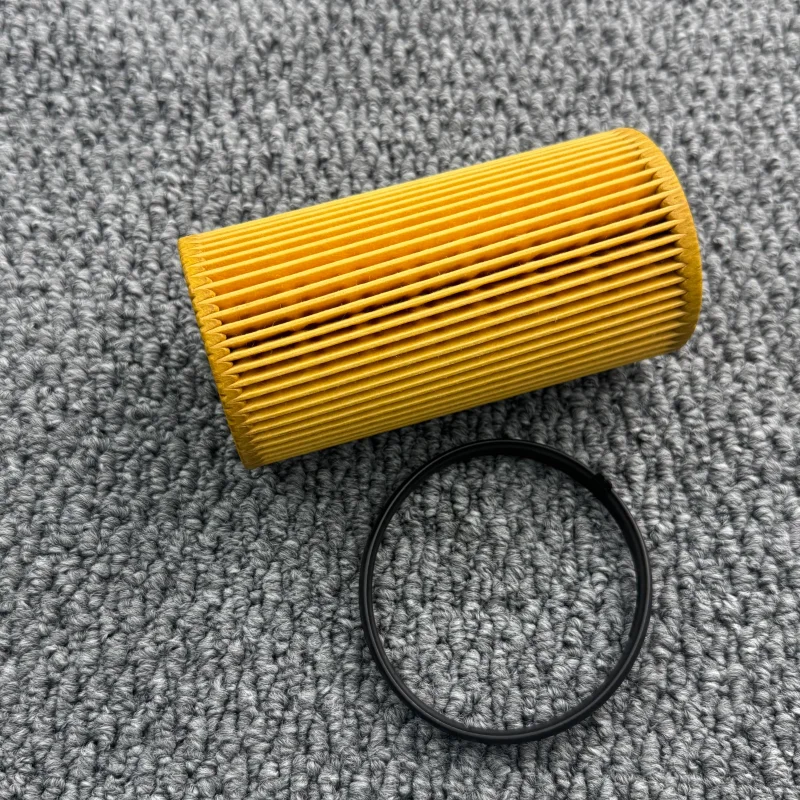 06D115562 Oil Filter For Audi Q3 TT SEAT Skoda Octavia VW Polo Eos 2006 2007 2008 2009 2010 2011 2012 2013 2014 2015 2.0L Engin view 5