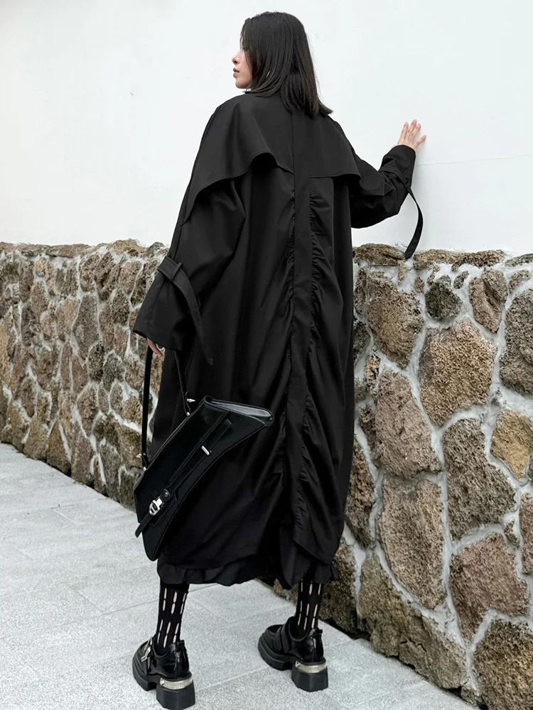 EAM] Women Black Pleated Zipper Big Size Long Trench New Stand