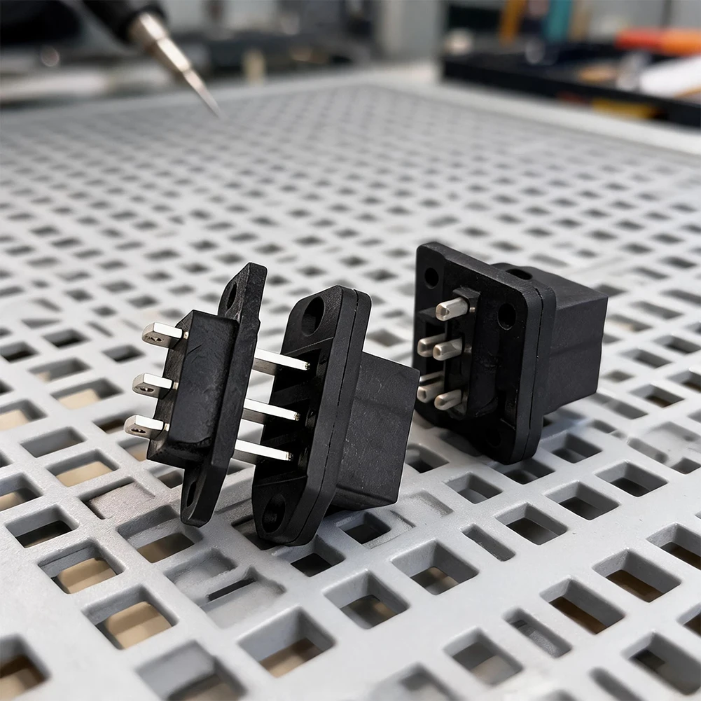 3Pin Scooter Power Interface Connector Pair Designed for High-Durability Power Transfer in and Battery Swap Stations
