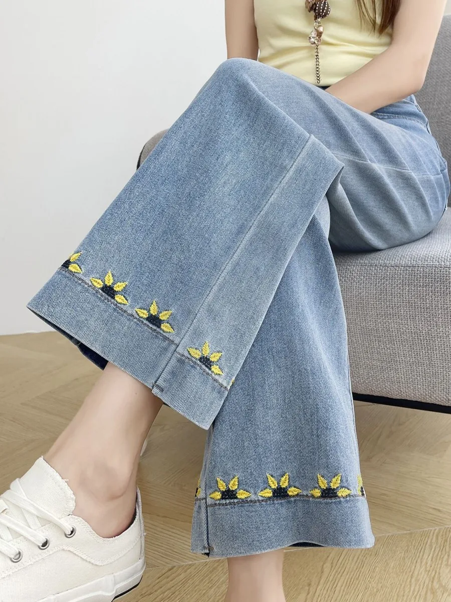 calca-jeans-feminina-slim-fit-de-cintura-alta-com-bordado-perna-reta-fina-e-versatil-para-o-verao-com-bolso-quadrado-esti