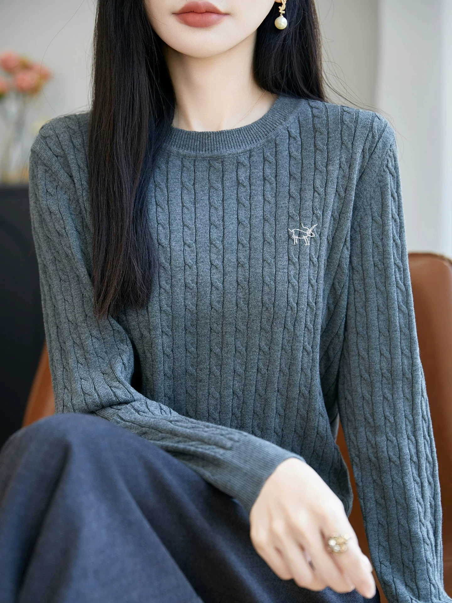 Soft Pure Cotton Knitted round Neck Embroidered Twist Base Shirt Women's Slim Fit Autumn Winter Cotton Thread Knit Top