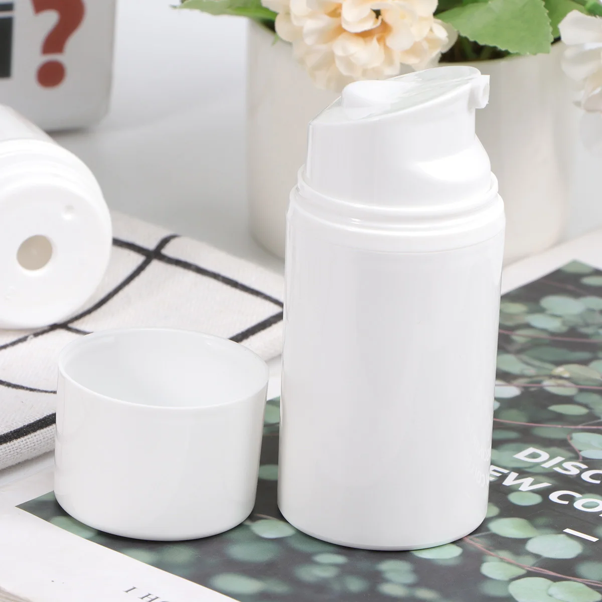 

3Pcs Press Dispenser Bottle Portable Empty Lotion Bottle Plastic Subpackaging Container for Travel Home Refillable Shampoo Body