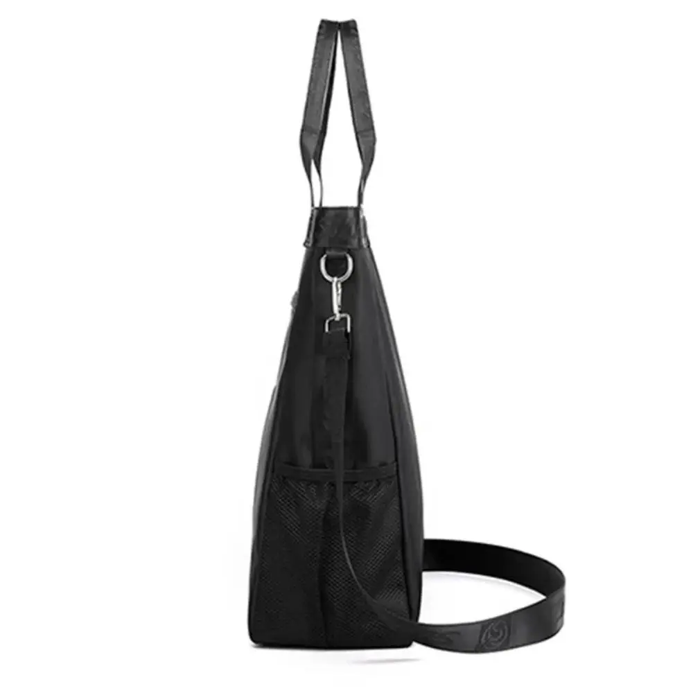 Borsa a tracolla da uomo protettiva impermeabile Borsa a tracolla da uomo leggera di grande capacità Borsa da viaggio multifunzione in stile giapponese