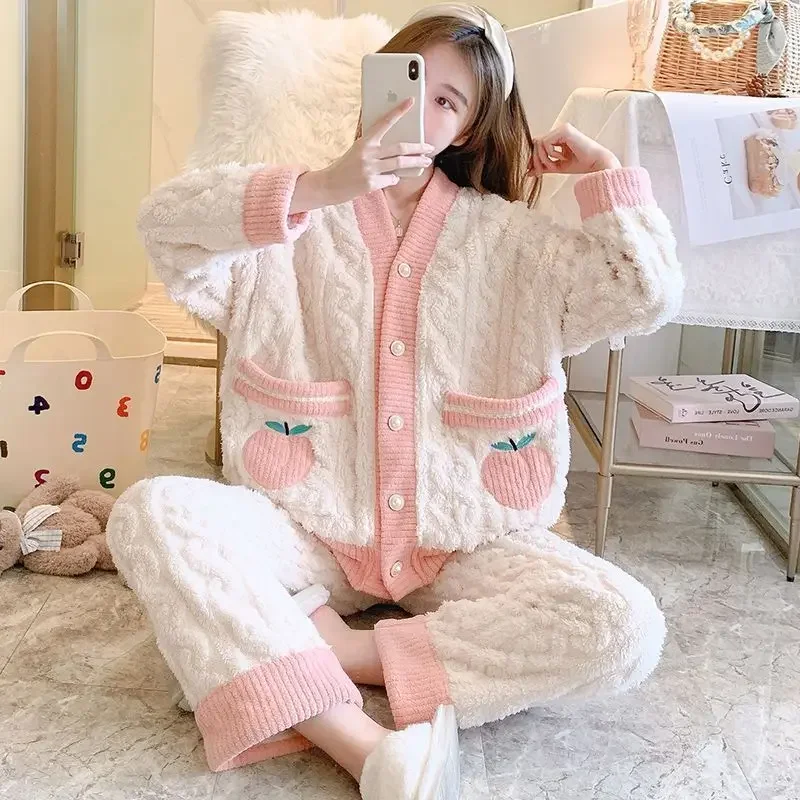 Wintertime New Style Coral Fleece Intensification Pajamas Female Can Be Worn Outside Flannel Homewear Winter Suit pajamas