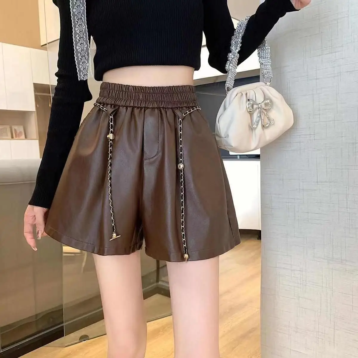 

Ladies Chain Straight Shorts Spring Autumn Solid Elastic Waist Women's Clothing Fashion New Patchwork Pocket Wide Leg Pants