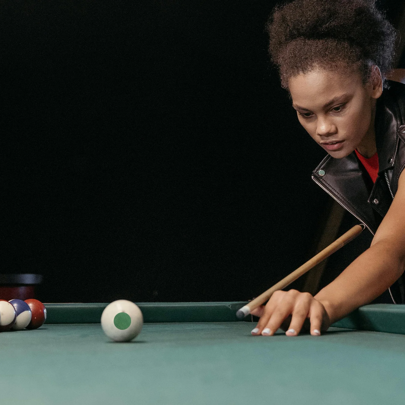 

1 Sheet Billiard Table Mending Patches Strong Adhesion Fine Match with Standard Surfaces Pool Table Repair Sticker for