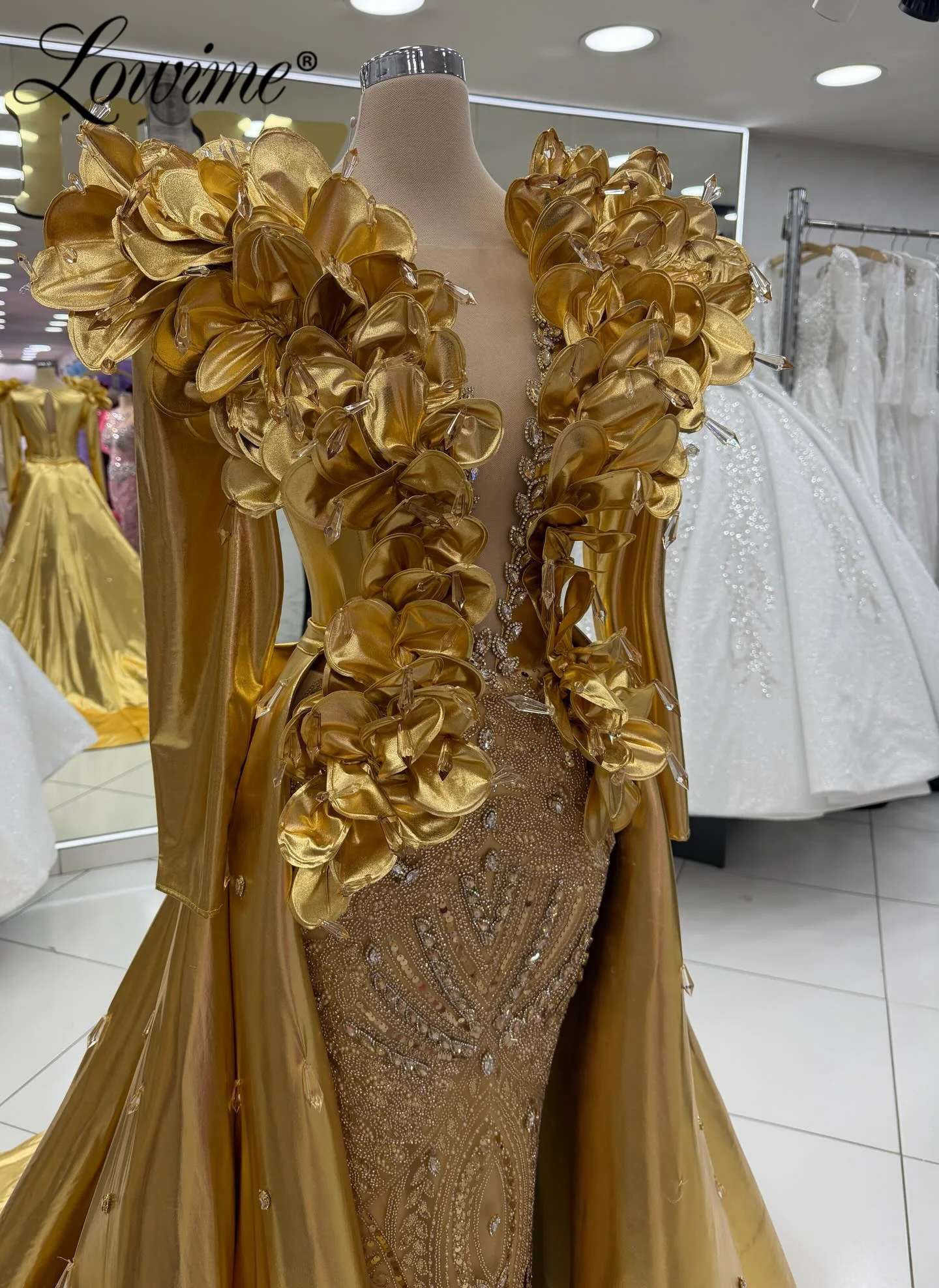 

2026 Golden Evening Dress Rhinestone Prom Dress Overskirts Handmade Flower Long Sleeve Party Gowns For Wedding Vestidos De Noche