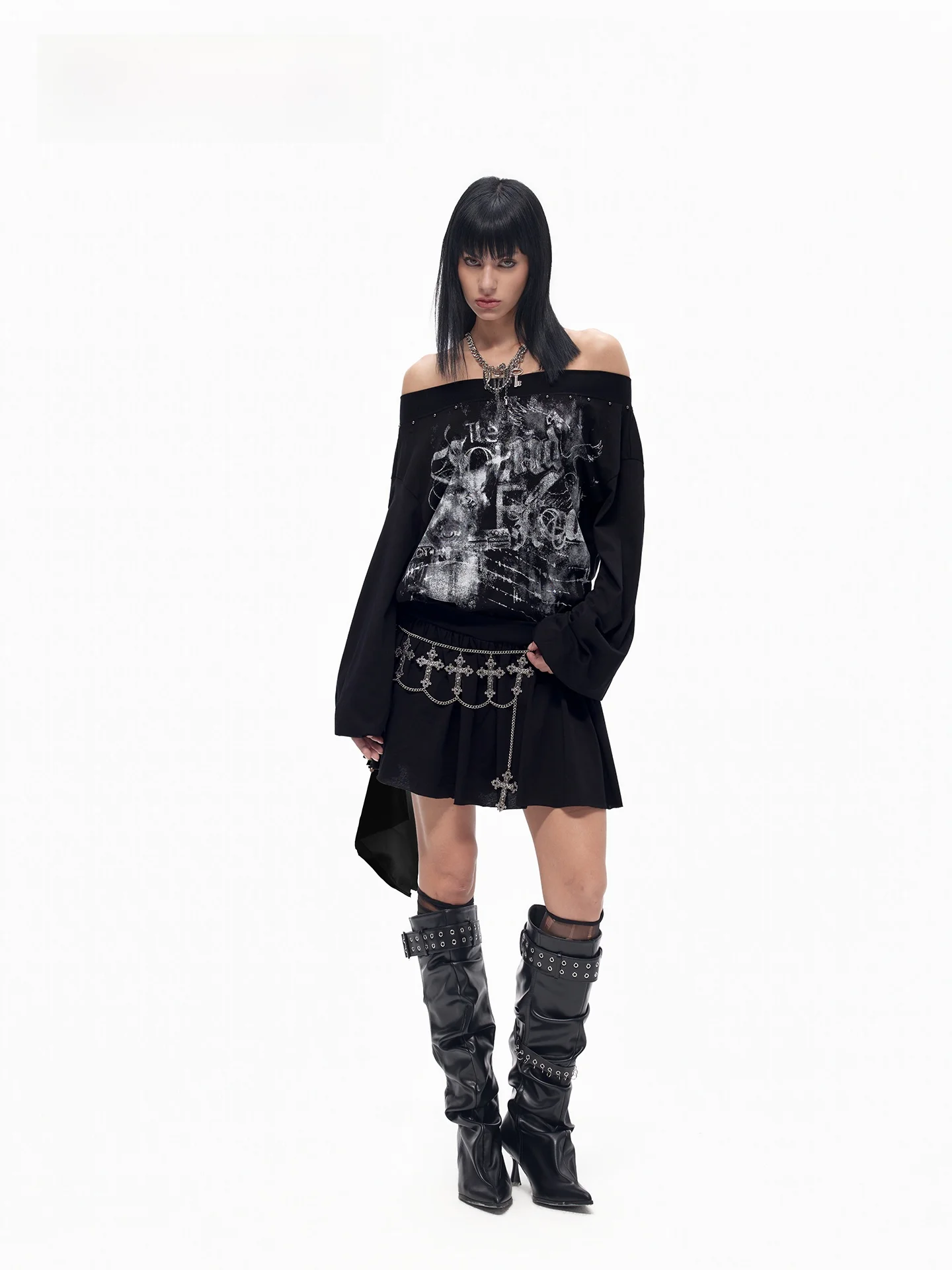 Loose Long Sleeve Shoulder Bared T-Shirt Retro Print Punk Style Casual Fashion Early Autumn Women's Top Pearl Needlework