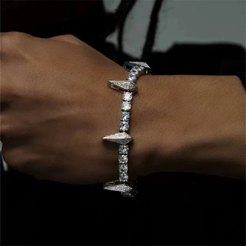 2025 Hip Hop Cool Men Boy Gothic Jewelry Prong Set 5A Cubic Zirconia Spike Charm Iced Out Varous Color CZ Tennis Chain Necklace