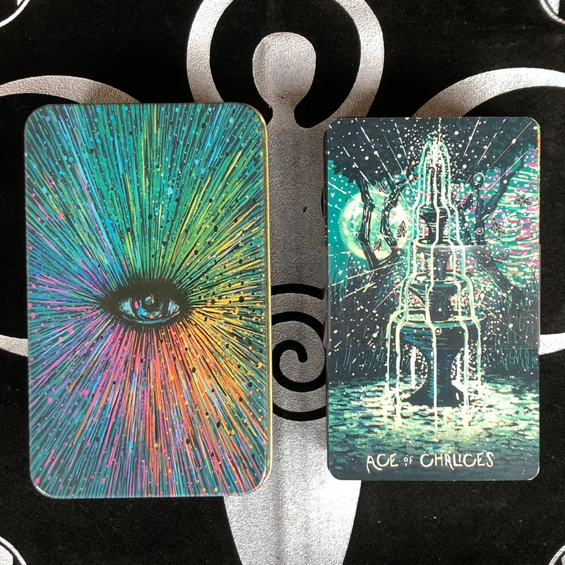 Tarot Prisma Vision 10,3 * 6 cm w blaszanym pudełku z przewodnikiem 78 szt