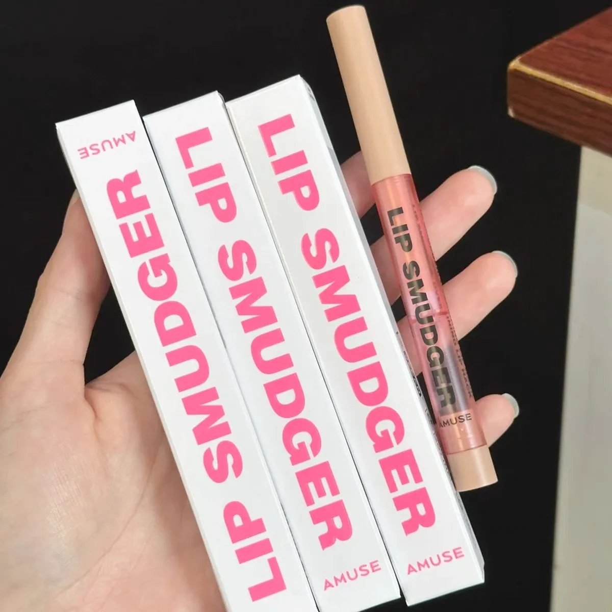 Amuse Fine Slim Rossetto opaco Matita per labbra Impermeabile Matita per labbra rosa vibrante a lunga durata Cosmetico senza sbavature