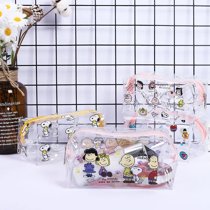 Snoopy Outdoor Girl Makeup Bag donna necessaria borsa cosmetica trasparente Organizer da viaggio Cartoon Fashion Small Toiletry Pouch