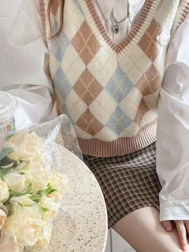 Sweet Pink Plaid Knitted Vests Women V-Neck Sweater Mujer Sleeveless Autumn Preppy Style Japanese Harajuku Kawaii Y2k Argyle