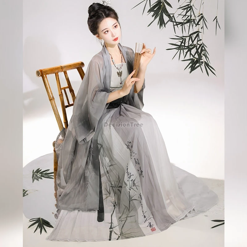 2025 nuevo chaleco de mujer hanfu de la dinastía Song mejorada diaria china abrigo largo Falda plisada hasta la cintura conjunto hanfu de hilo de 3 piezas w1004