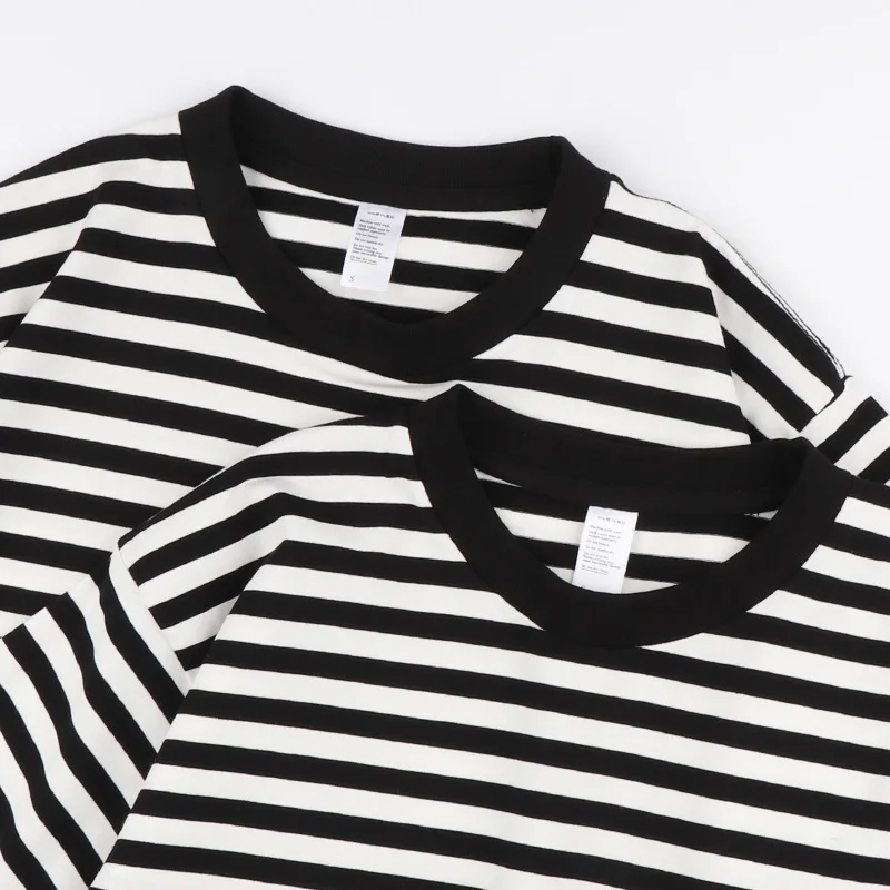 Heavy Black and White Striped Short-sleeved Simple Men's T-shirt Loose Top Half-sleeved Thin Sea Soul Shirt