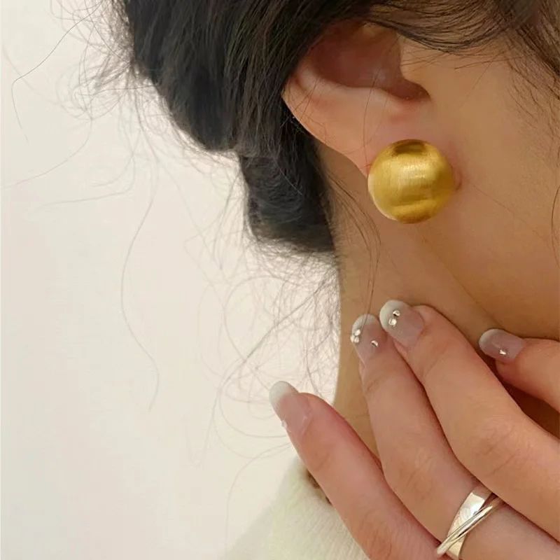 Sandblast Copper Ball Earrings For Women Bijoux Frosted Post Ear Studs Vintage Metal New Style Girl Gift Jewelry Wholesale C1151