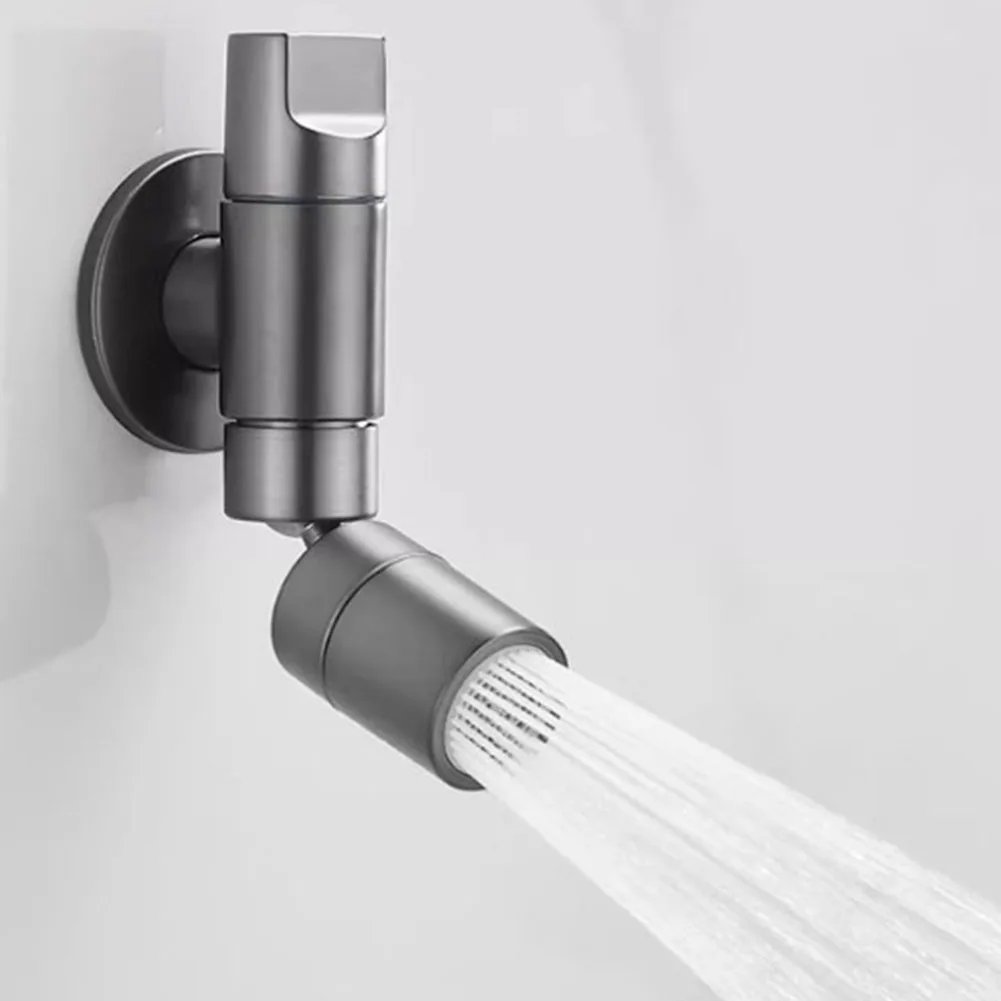 

Компактный смеситель для бассейна с двойными настройками потока воды, идеально подходящий для балконов и ванных комнат без сбора